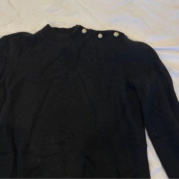 Aqua 100% Cashmere Black Peplum Sweater with Button Detail on Shoulder Medium - Picture 2 of 8